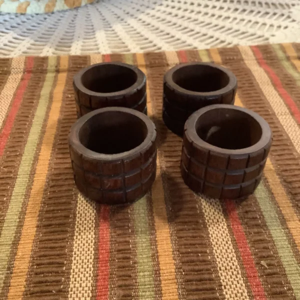 Wooden Styles Napkin Rings - Image 2